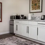 Next To San Diego Downtown - Cali King Size Studio